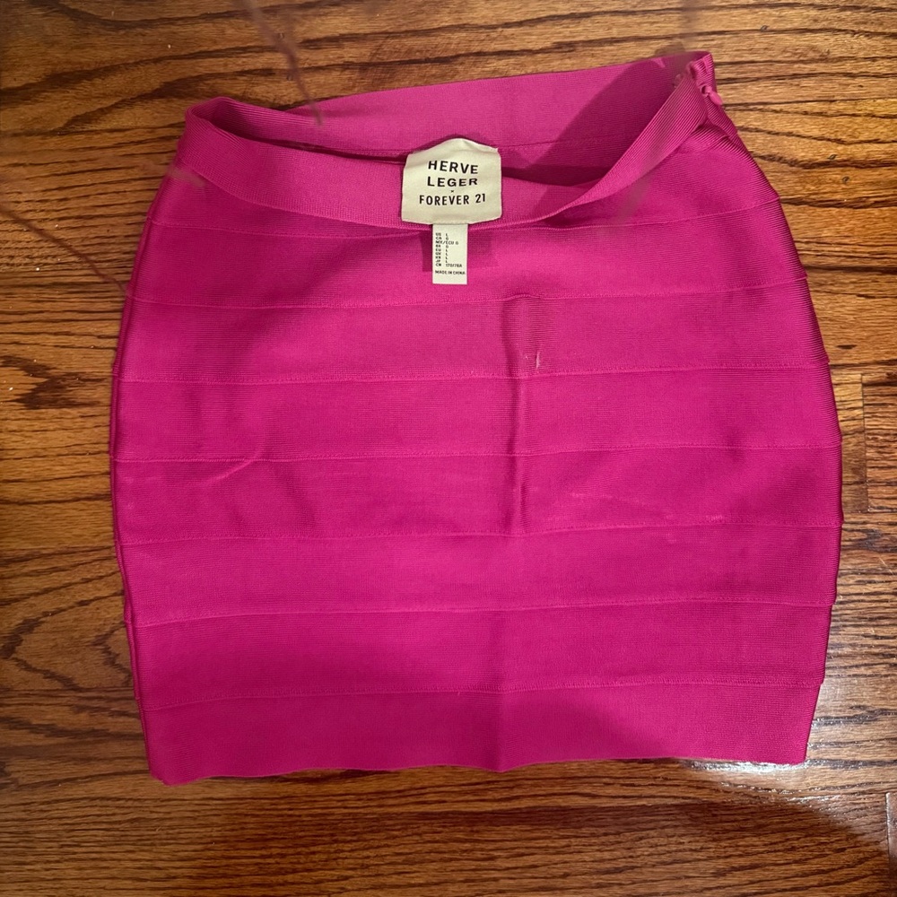 Herve Leger Pink Ribbed Mini Skirt